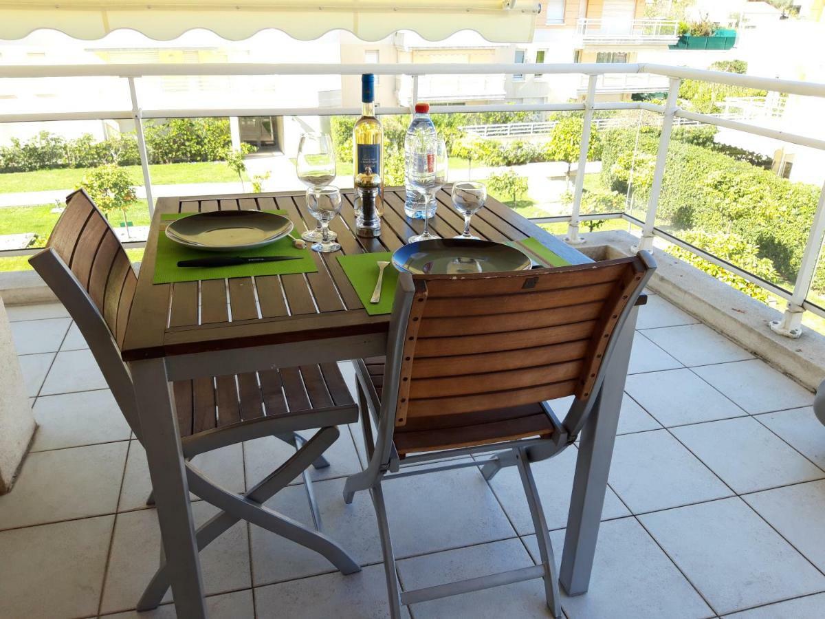 Apartament Les Jardins D'Antibes Zewnętrze zdjęcie